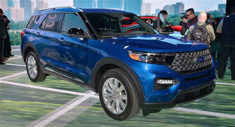 2020 Ford Explorer Goes Hybrid With 318 HP And Over 500 Mile Range | Carscoops