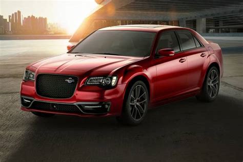 2023 Chrysler 300 Sedan Consumer Reviews - 8 Car Reviews | Edmunds