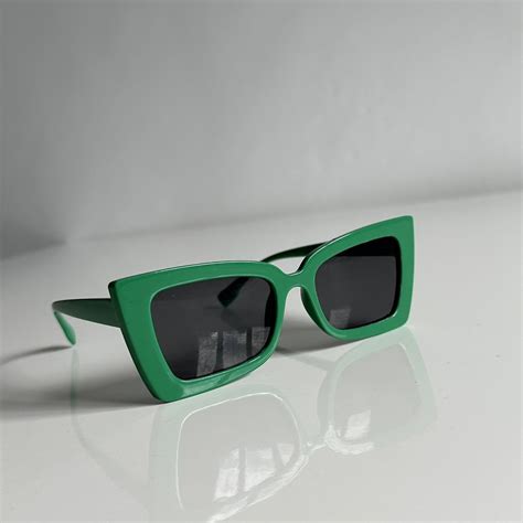 Green cat eye sunglasses - Depop