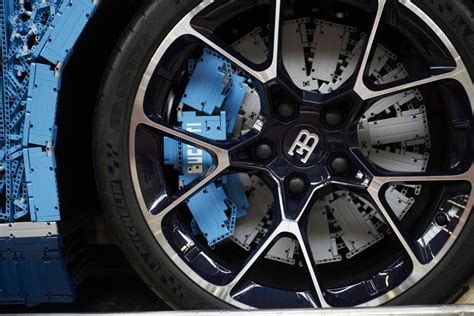 LEGO Unveils Full-Size, Driveable Bugatti Chiron - autoevolution