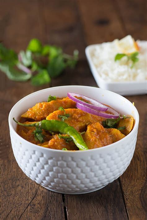 Gatte ki Sabzi Recipe - Rajasthani Gatte ki Sabzi - My Tasty Curry