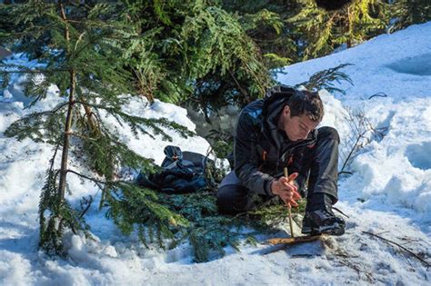 Bear Grylls: Survival Tips | Bear Grylls: Escape From Hell | Discovery