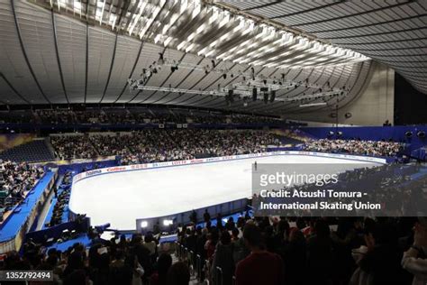 11,848 Nhk Trophy Isu Grand Prix Of Figure Skating Stock Photos, High-Res Pictures, and Images ...