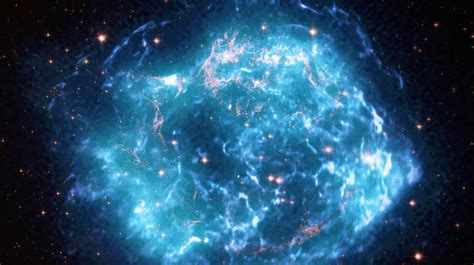 Red-Supergiant Supernova Images Reveal Secrets of the Early Universe ...