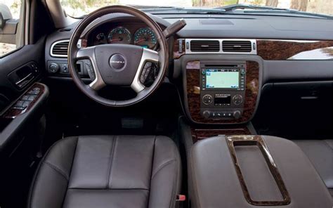 GMC Sierra Denali - Photos, News, Reviews, Specs, Car listings