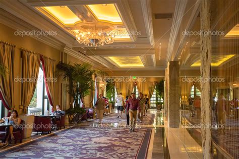 Interior of the Bellagio Casino hallway in Las Vegas – Stock Editorial Photo © piccaya #45253541