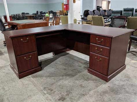 L Shaped Desk With Locking File Drawers