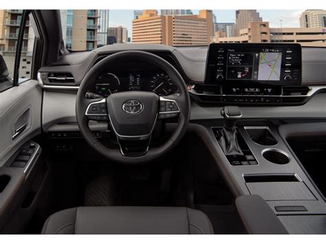 2023 Toyota Sienna: 100 Interior Photos | U.S. News