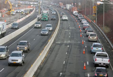 Staten Island Expressway lane closures eastbound until 4 p.m. as emergency repair work continues ...