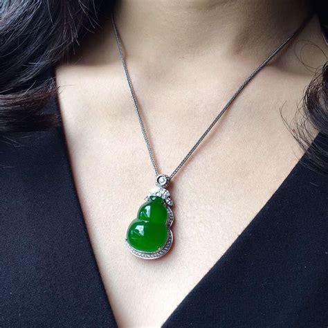 #jewelry #jewellry #gem #jade #jadeite | Jade jewelry necklace, Jade ...