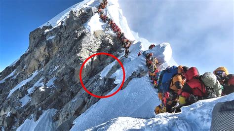 19 things you might not know about Mount Everest | escape.com.au