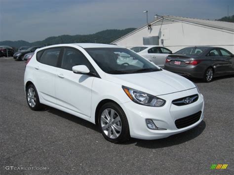 Century White 2013 Hyundai Accent SE 5 Door Exterior Photo #69183646 ...