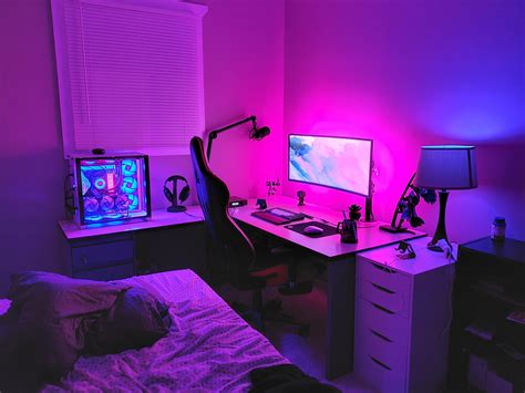 30+ Cool Small Gaming Room Ideas – DECOOMO