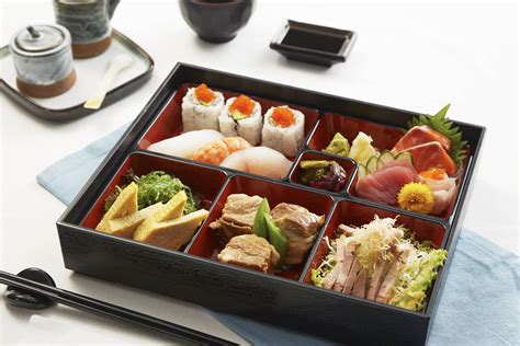 Japanese Bento Box (Adult) | Anythink Libraries