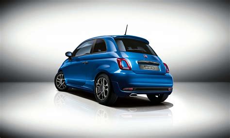 2017 Fiat 500S: Small car, big statement, bigger stereo