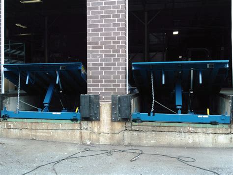 Mechanical Dock Leveler | American Door