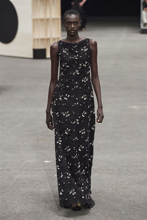 Chanel Does Mini Skirts the Haute Couture Way for Spring 2023 - Fashionista