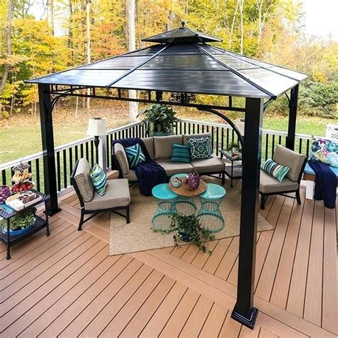 A Pergola On Composite Deck With Patio Furniture Adding Bench To ...