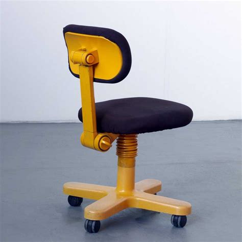 Ettore Sottsass, Olivetti, Chair