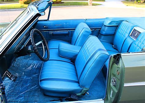 1968 Plymouth Sport Fury III Interior | Barn Finds