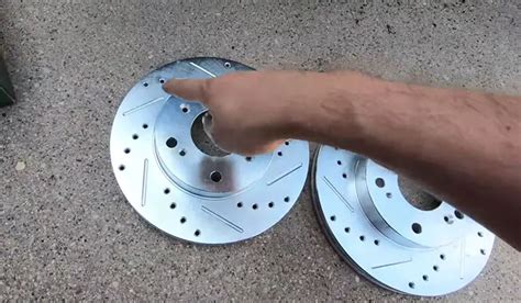 Which Way Do Drilled and Slotted Rotors Go? - Brake Pad Boss