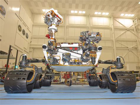 File:Curiosity Mars Science Laboratory Rover.jpg - Wikipedia