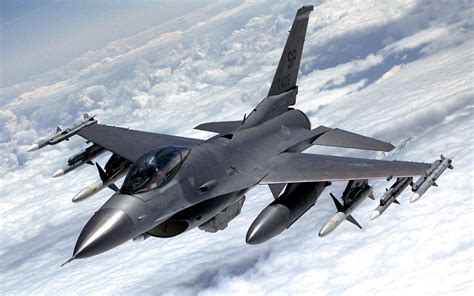 Humen creations & Nature Wallpapers: f-16 fighting falcon Wallpapers