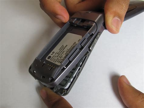 LG VX5400 Phone Casing Replacement - iFixit Repair Guide