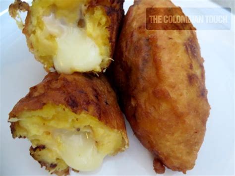 ABORRAJADOS (COLOMBIAN BATTERED PLANTAIN STUFFED WITH CHEESE) - The Colombian Touch