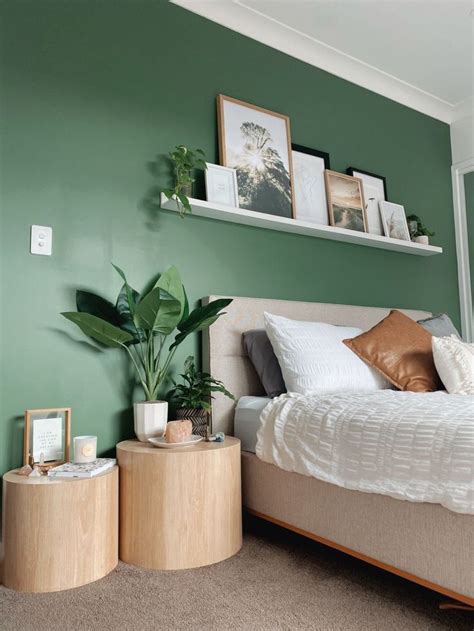 Sage Green Color to Refresh the Bedroom in 2023 | Green room ideas bedroom, Sage green bedroom ...