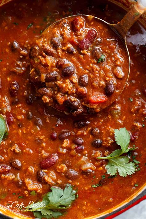 how to make chili with ground beef and beans