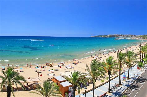 7 Best Beaches in Salou - What is the Most Popular Beach in Salou? - Go ...