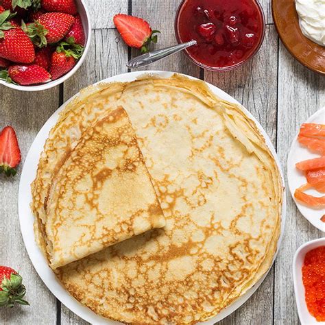 Traditional Russian Pancakes | RecipeLion.com