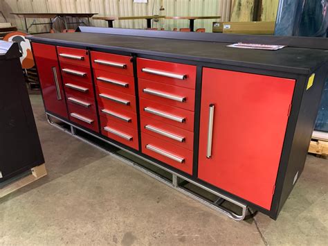 2020 RED STEELMAN 10FT WORK BENCH WITH 15 DRAWERS, 113W X 29 X39"H DRAWERS WITH LOCK AND - Able ...