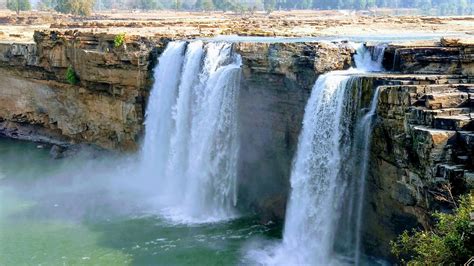 Chitrakoot Waterfalls in Chhattisgarh, The Niagara Falls of India - Adotrip