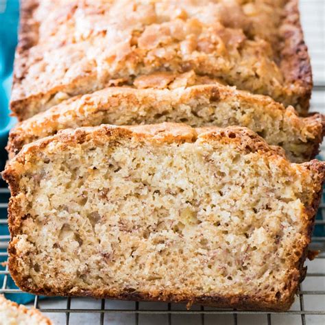 Simply the Best Banana Bread Recipe - Sugar Spun Run