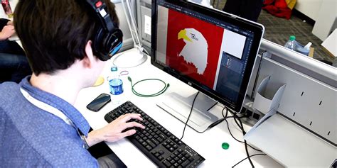 6 of the Best Online Schools for Graphic Design