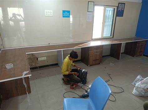 Computer Lab Workstation Furniture at Rs 700 | School Furniture in ...