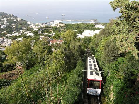 transpress nz: the funicular of Capri