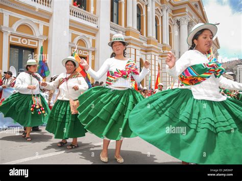 Bolivian dancers in traditional costume hi-res stock photography and ...