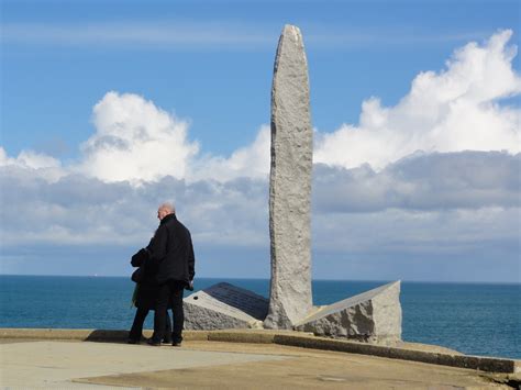 Point-du-Hoc-Normandy-Beaches - Tuscany Tours