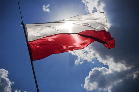 [100+] Poland Flag Wallpapers | Wallpapers.com