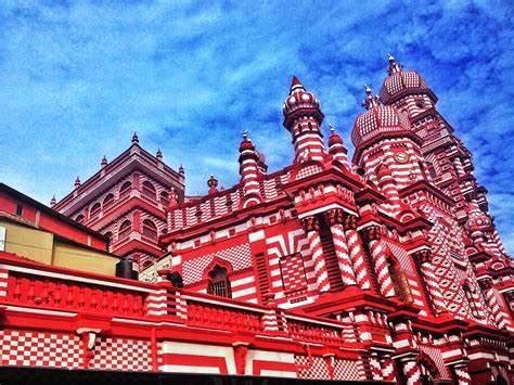 Red Mosque - Pettah - Colombo - Sri Lanka Island Tours