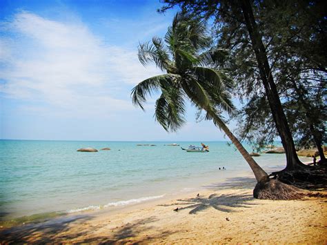 Penang Isle: Beach View | Perspective of Penang