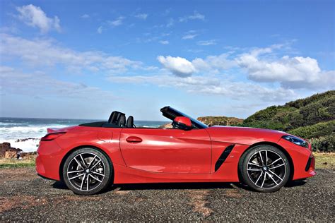 BMW Z4 driving a Convertible in Winter - AnyAuto