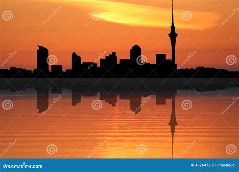 Auckland skyline at sunset stock illustration. Illustration of ...