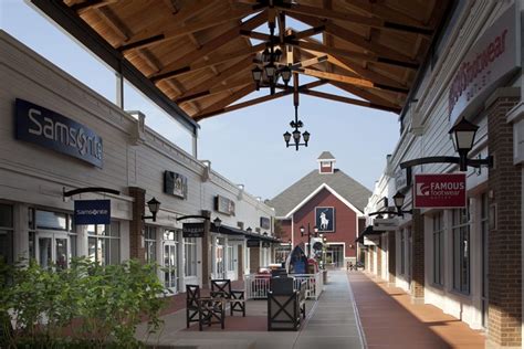 Merrimack Premium Outlets - Hennon Group