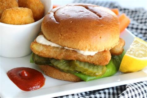 Fish Fillet Sandwich: Mix up dinner with this crispy and delicious sandwich!