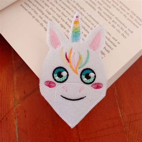 ITH Machine Embroidery Unicorn Corner Bookmark Pattern