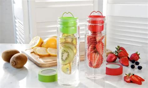 Top 10 Best Fruit Infused Water Bottles Reviewed in 2021 - Happy Body Formula